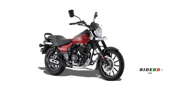Bajaj Avenger 160 street