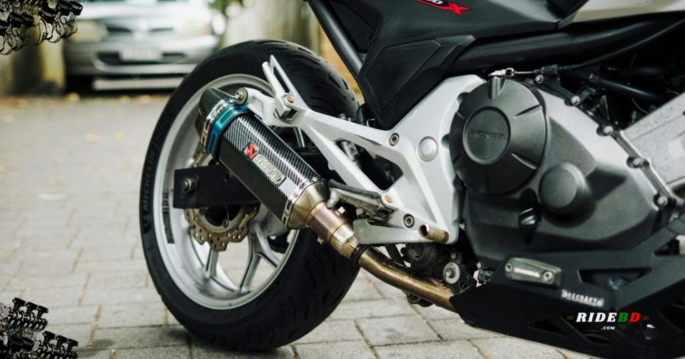 Motorcycle Exhaust Types and Installation Guide